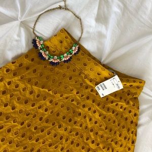 💔💔💔 SOLD SOLD SOLD H&M size 8 Midi Skirt